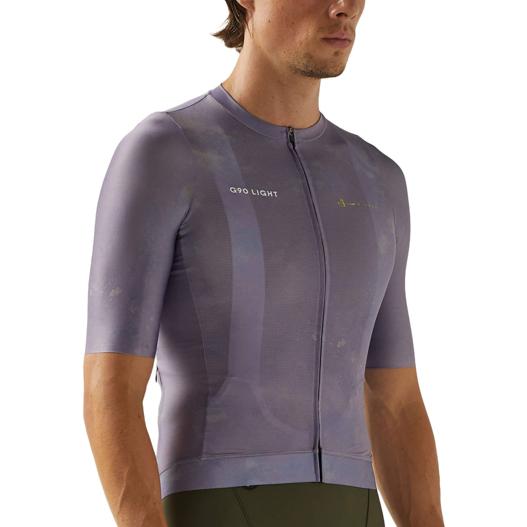 Cyclist in a mauve Givelo G90 Light short sleeve jersey showcasing Italian craftsmanship.